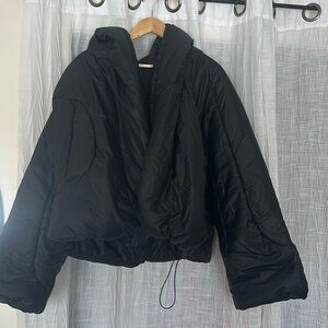 Lululemon Hooded Insulated wrap